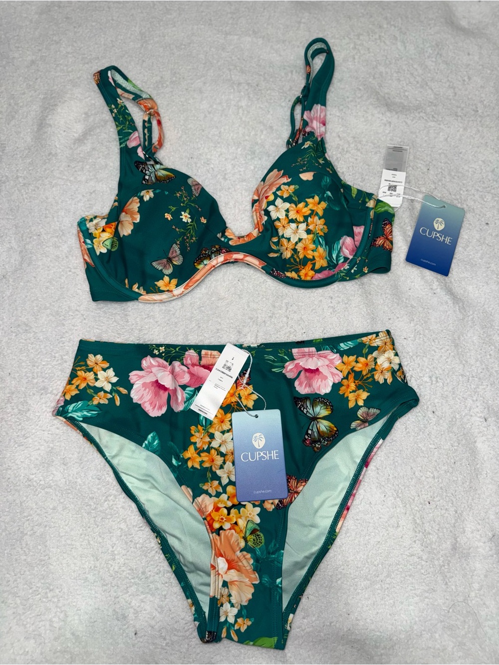 Cupshe Green Floral Underwire Bikini Set - Picture 3 of 5